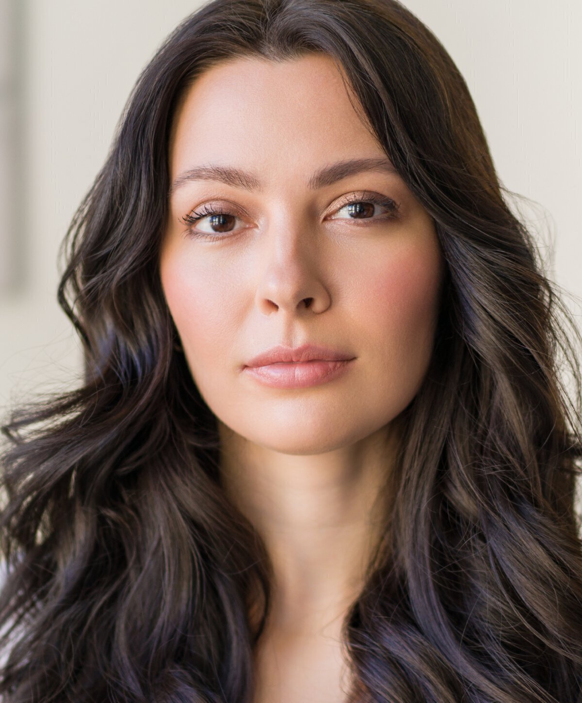 St. Louis Botox model with dark hair