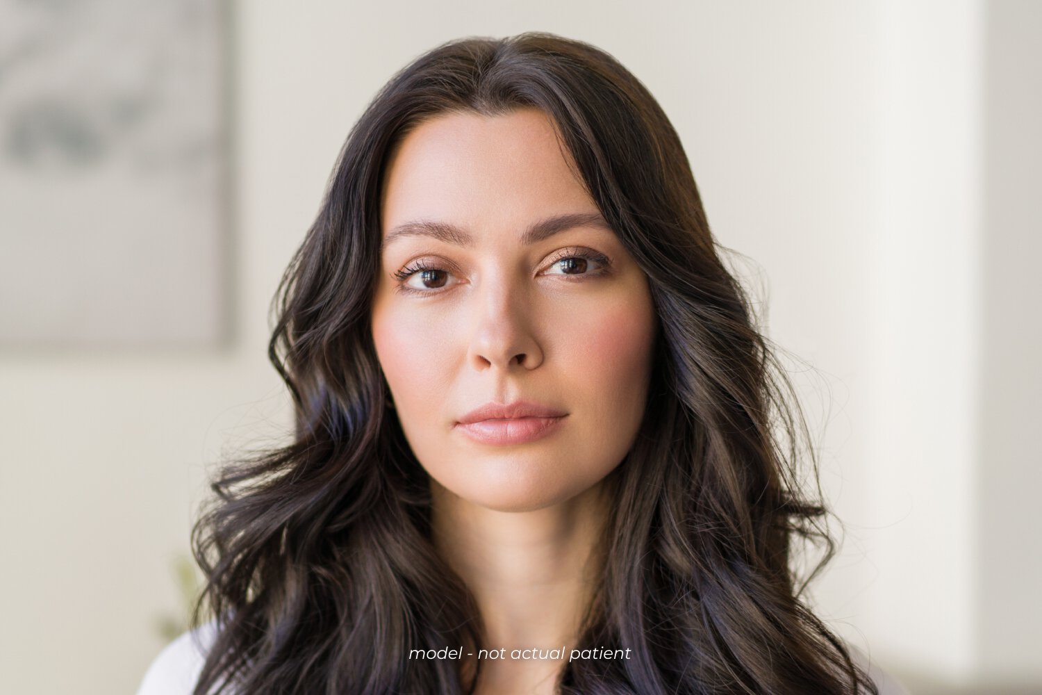 Nose procedures feature - Brunette woman with symmetrical face
