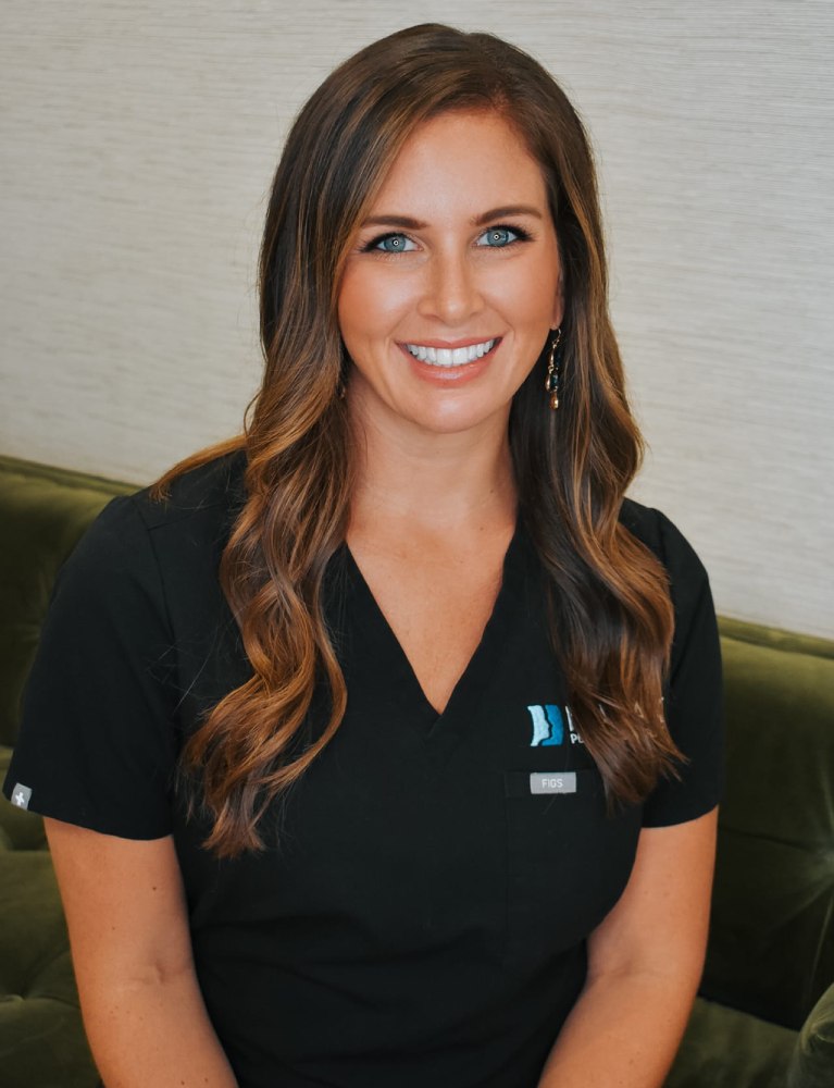 Julie Schmidt, RN - Nayak Plastic Surgery Staff